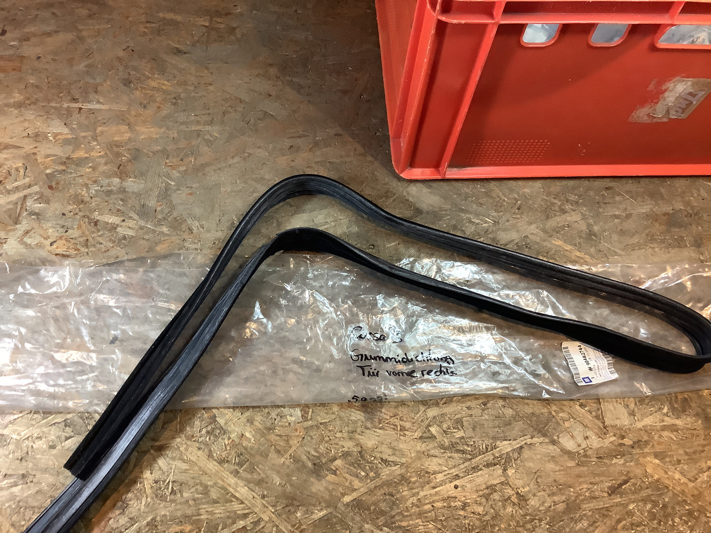 Corsa B Gummiabdichtung Tür vorne rechts Original GM NEU