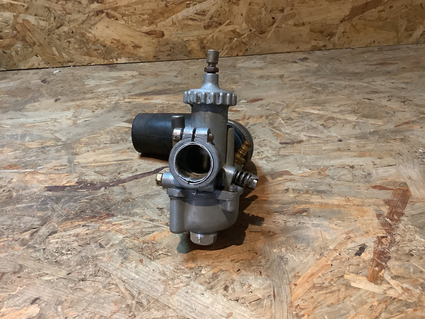 Vergaser (Gebraucht und nicht Geprüft) Motor: L101 L152 Original Bing
