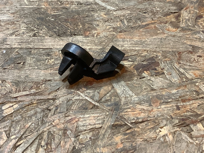 Vectra C Halter Stütze Motorhaube Original GM NEU