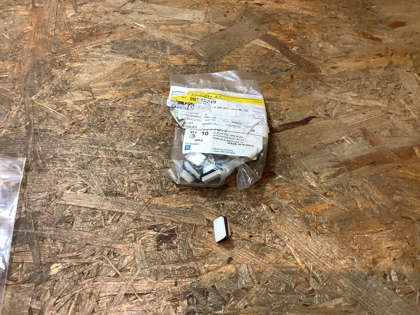 Chevrolet Orlando Clip, Kotflügel hinten Original GM NEU