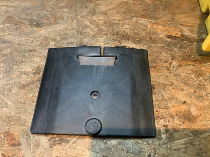 VW Golf I Sicherheitsgurtabdeckung Original VW Audi NEU