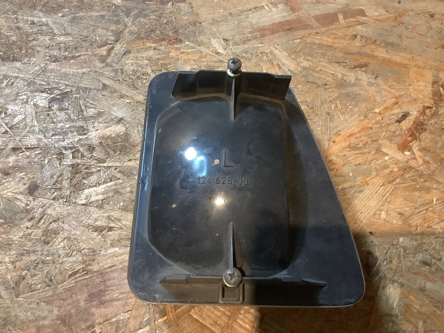 VW Passat 32b Nebelscheinwerfer Attrappe links Original Hella gebraucht