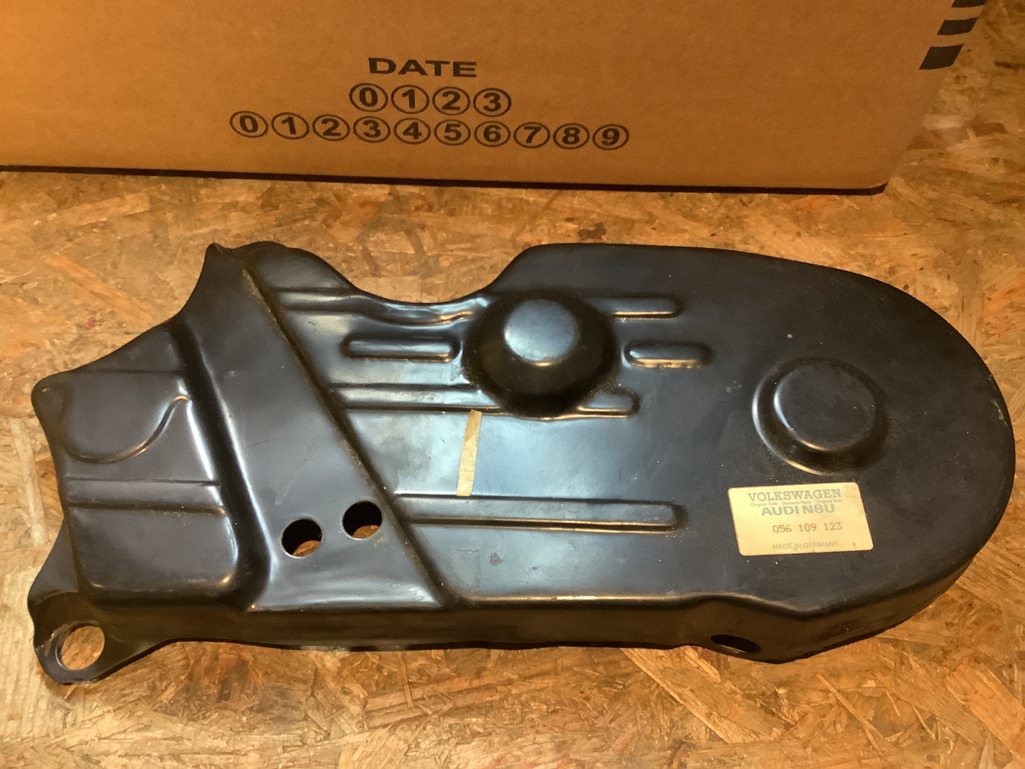 Audi 80 B1, Audi 100 C1/C2, Passat B2 Zahnriemenschutz Original VW NEU