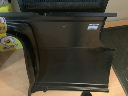 Kadett E Seitenwand hinten unten links Original GM NEU