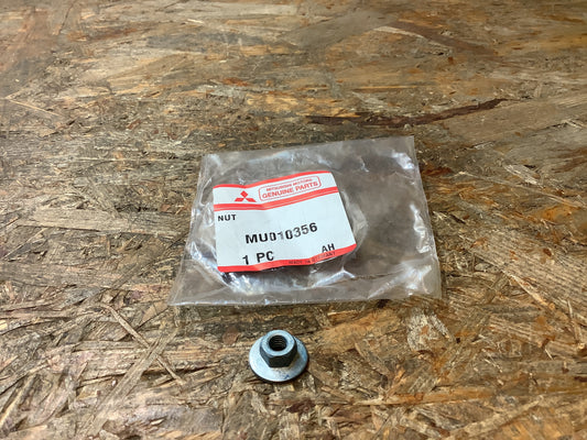 Mitsubishi Colt, Z32A, Bj. 07-09 Mutter an Heizung Original Mitsubishi NEU