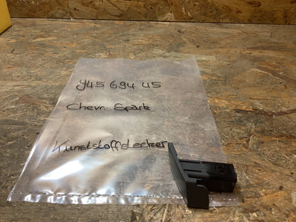 Chevrolet Spark Kunststoffstecker Original GM NEU