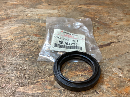 Mitsubishi Pajero; Montero I0,TR4; Pinin H65,H66,H67,H77 Öldichtung, Freilaufkupplung Original Mitsubishi NEU
