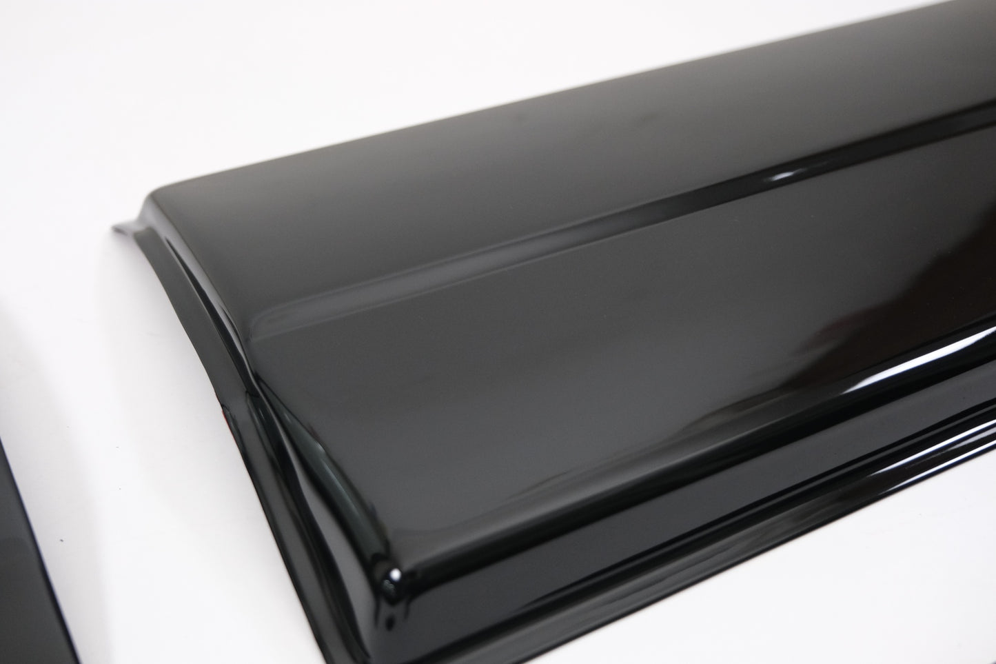 BC05.004-G - Karosserieverkleidung passend für Ford Ranger T6-T7-T8 2012-2022 (Hochglanz Schwarz)