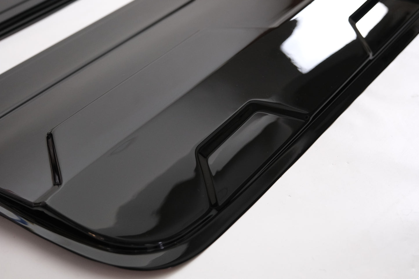 BC05.005-G - Karosserieverkleidung passend für FORD Ranger T6-T7-T8 2012-2022 (Jumbo) Hochglanz Schwarz