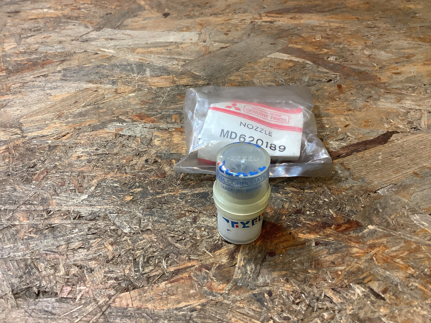 Mitsubishi Pajero Düse, Einspritzventil Original Mitsubishi NEU