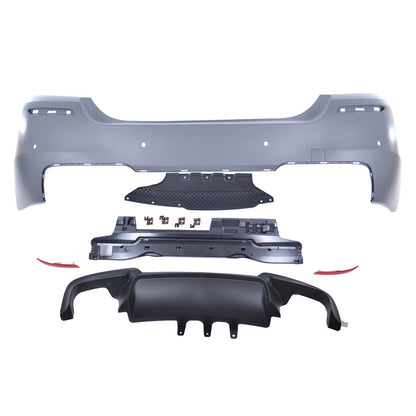 Sport Heckstoßstange mit Diffusor passend für BMW 5er (F10) Limousine 2010-2017