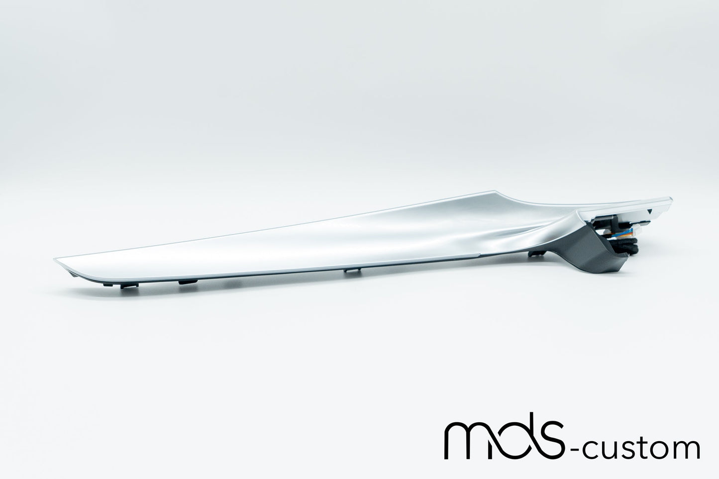 Mercedes X253 Beifahrerleiste mit Ambientebeleuchtung – Nachrüstsatz für Mercedes GLC