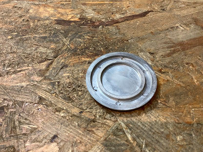 Mitsubishi Galant, Bj. 93-03 Kappe, Scheibe, Rad, Mitte Original Mitsubishi NEU