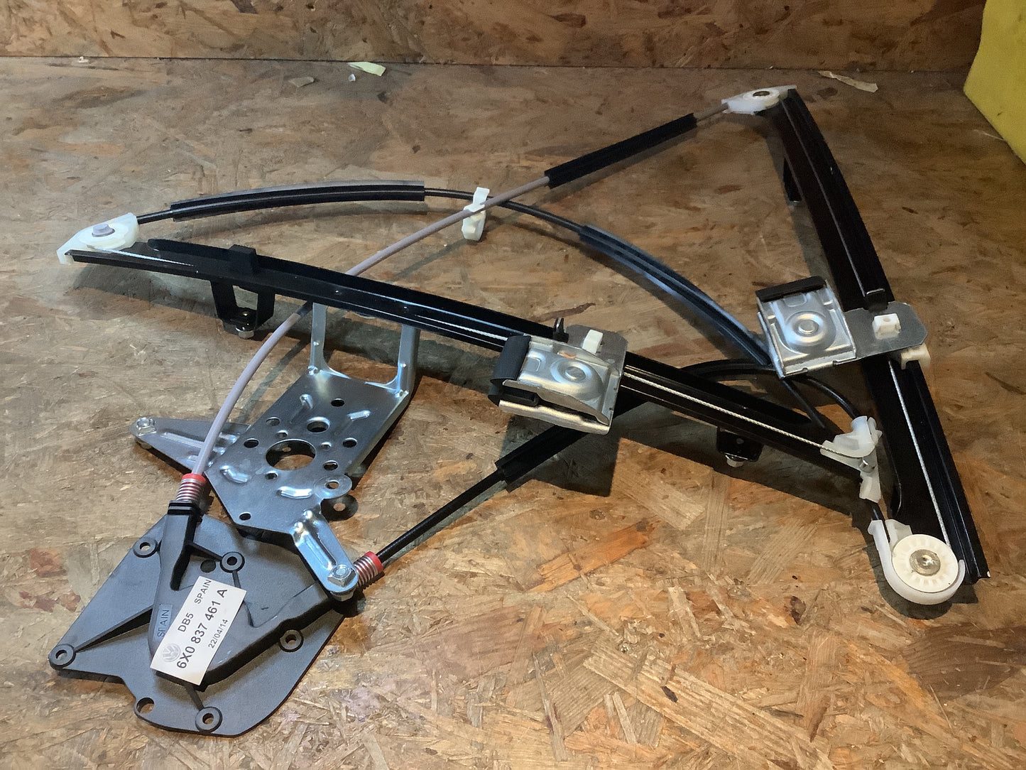 VW Lupo 9.98-7.05 Fensterheber vorn links Original VW NEU