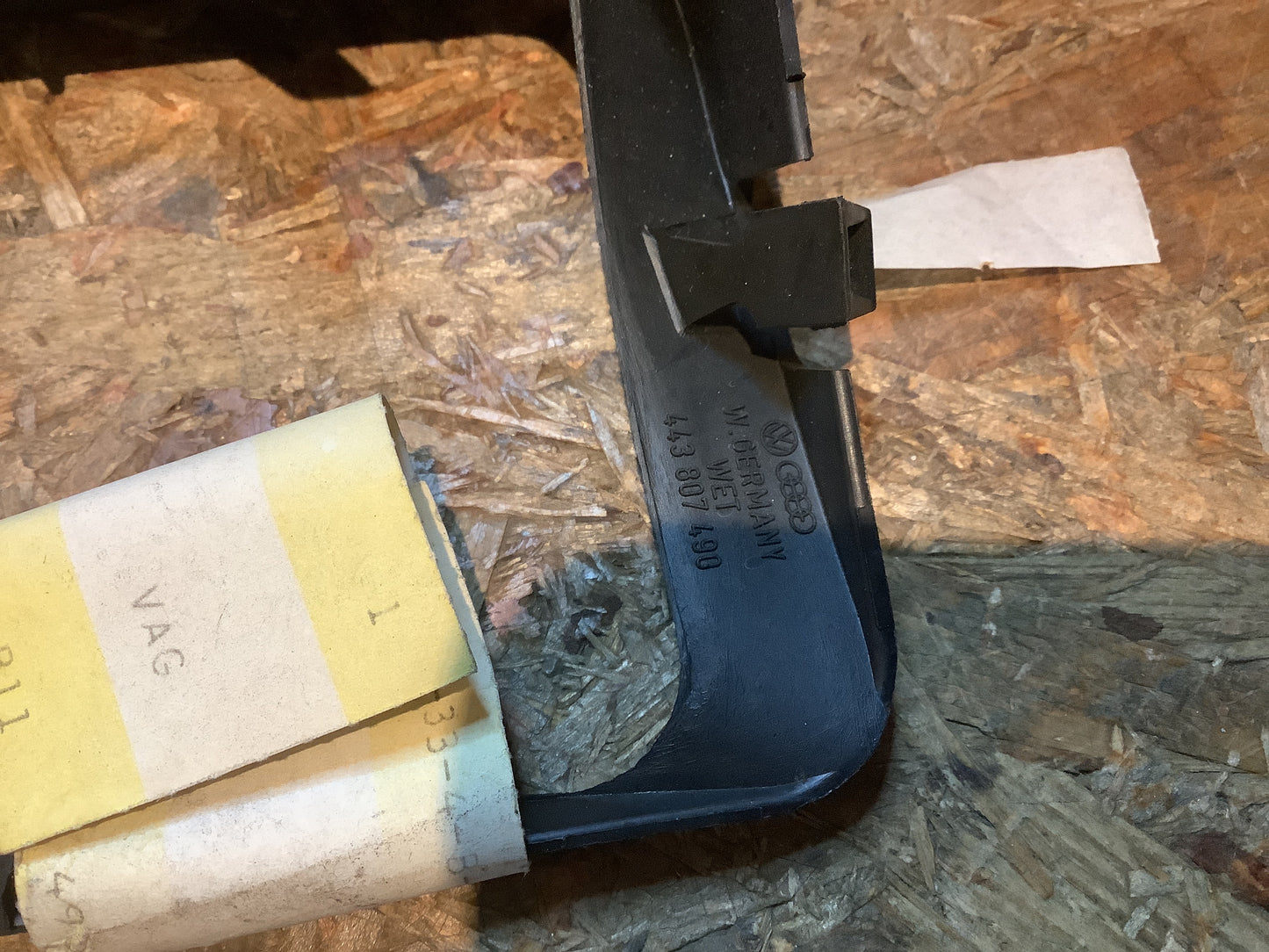 Audi 100/200 Typ 44 Blende rechts Nebelscheinwerfer Original VW NEU