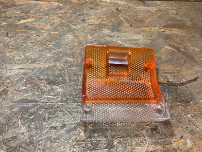 Mitsubishi P100 Blinkerglas Original NEU