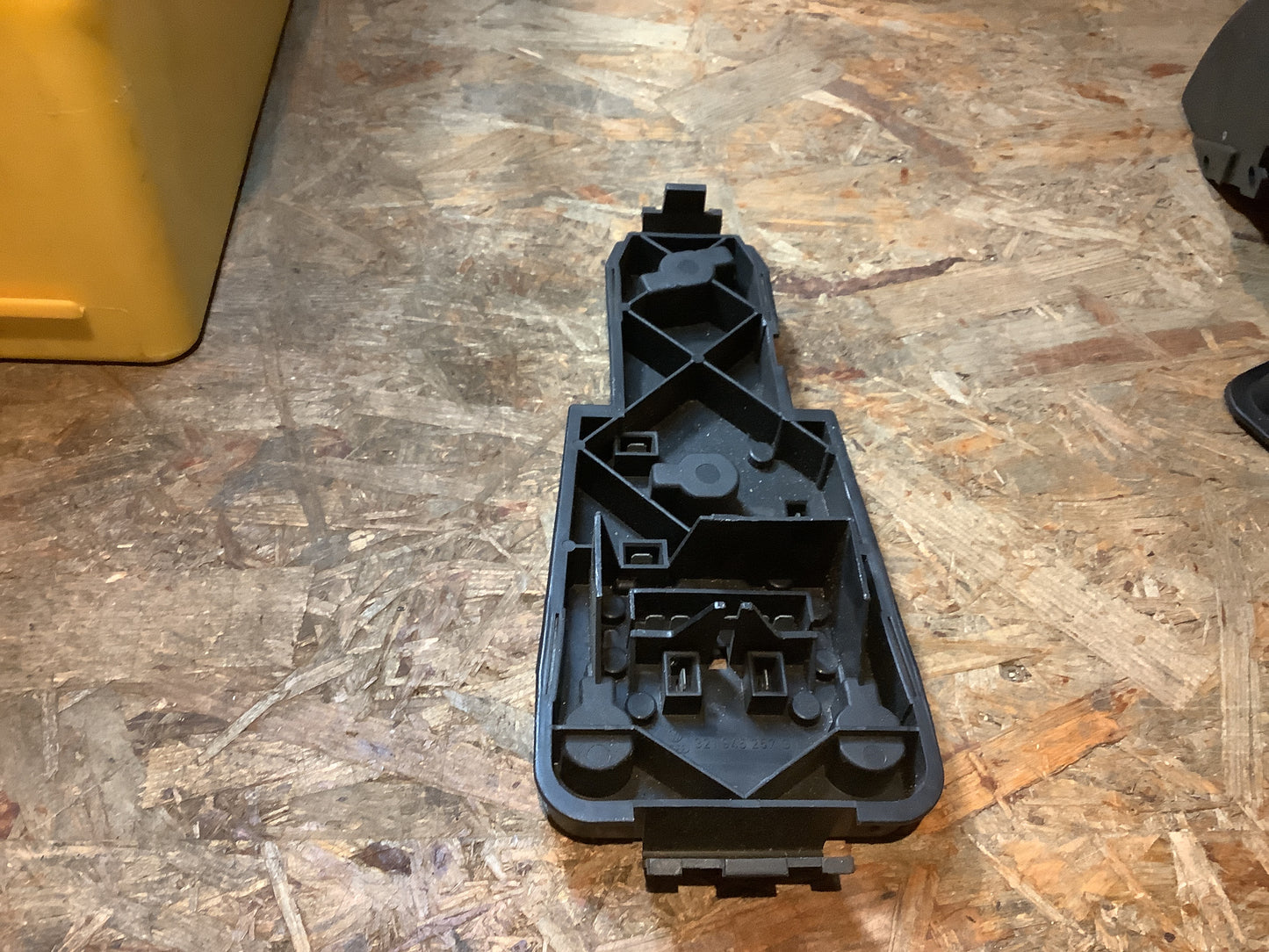 VW Passat 32b Lampenträger Original VW NEU