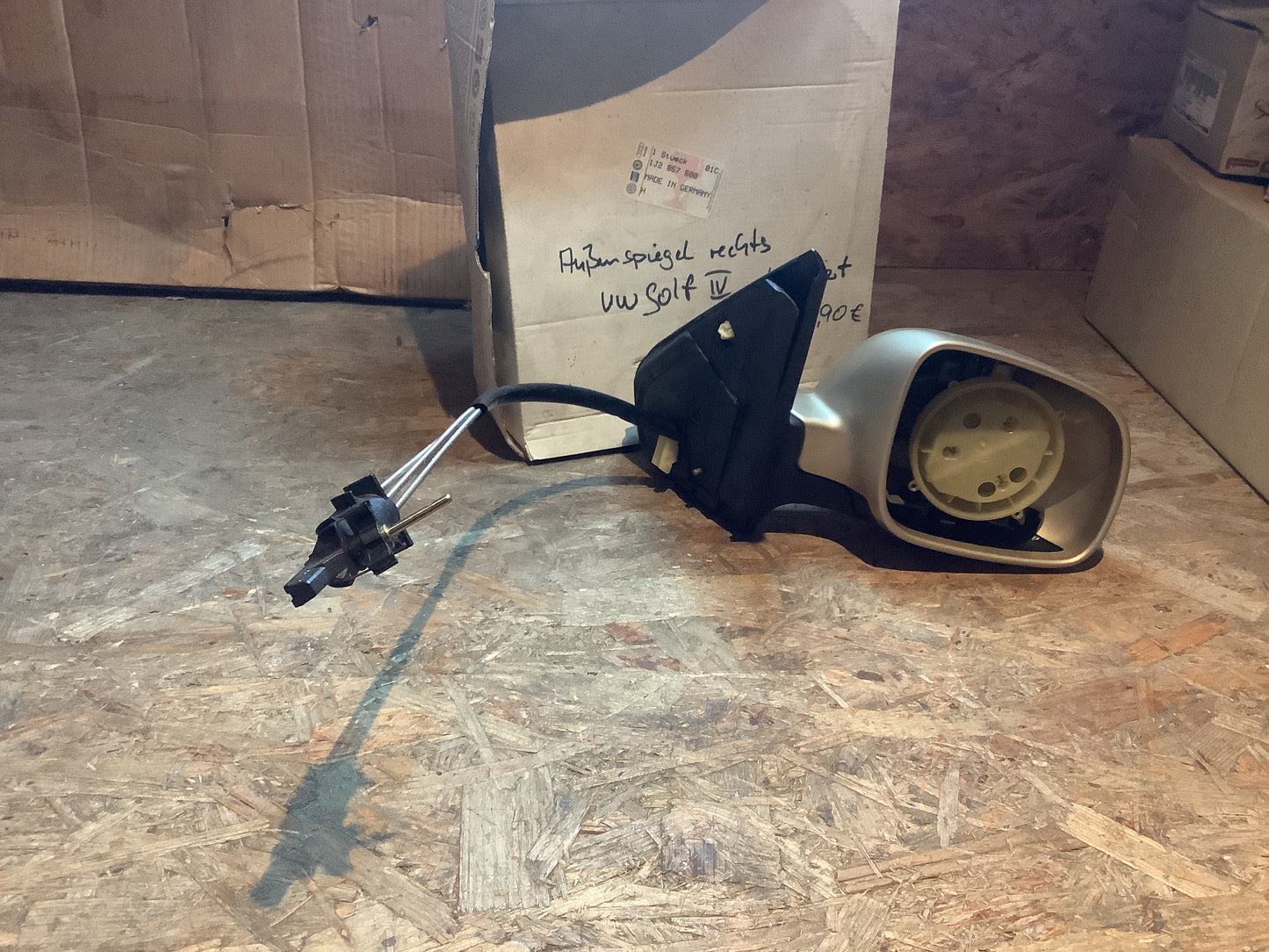 Vw Golf IV Außenspiegel rechts lackiert Original Genuine Parts NEU