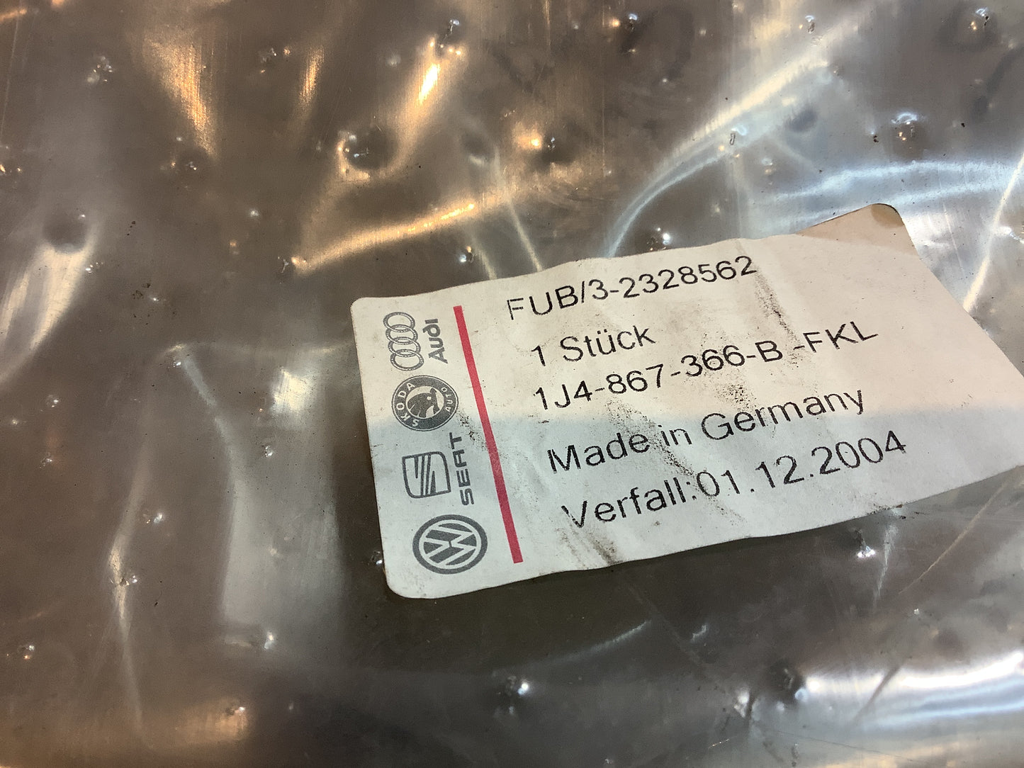 VW Golf 4 Türdichtung links hinten Original VW NEU