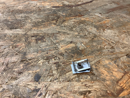 Peugeot/Citroën Blechmutter NEU