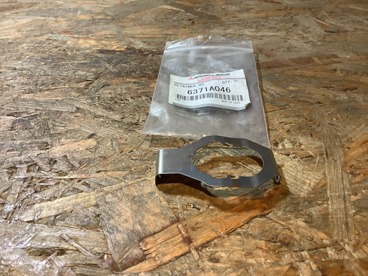 Mitsubishi Colt Türschloss-Rosette Original Mitsubishi NEU