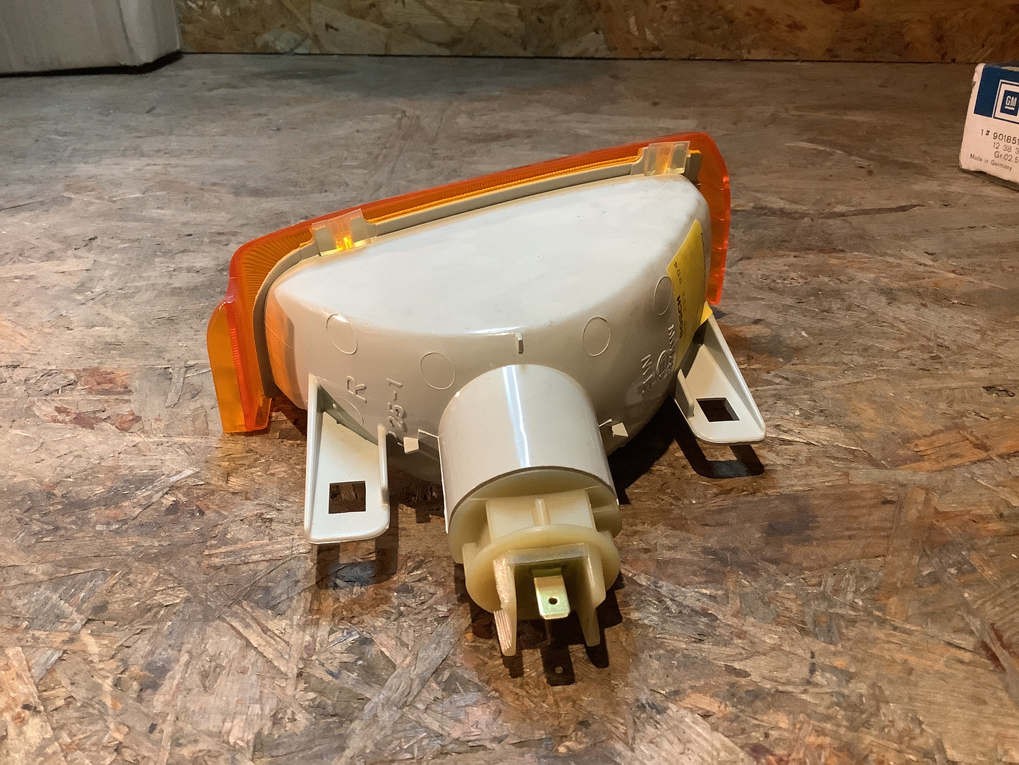 Opel Ascona C Blinker rechts Original GM NEU