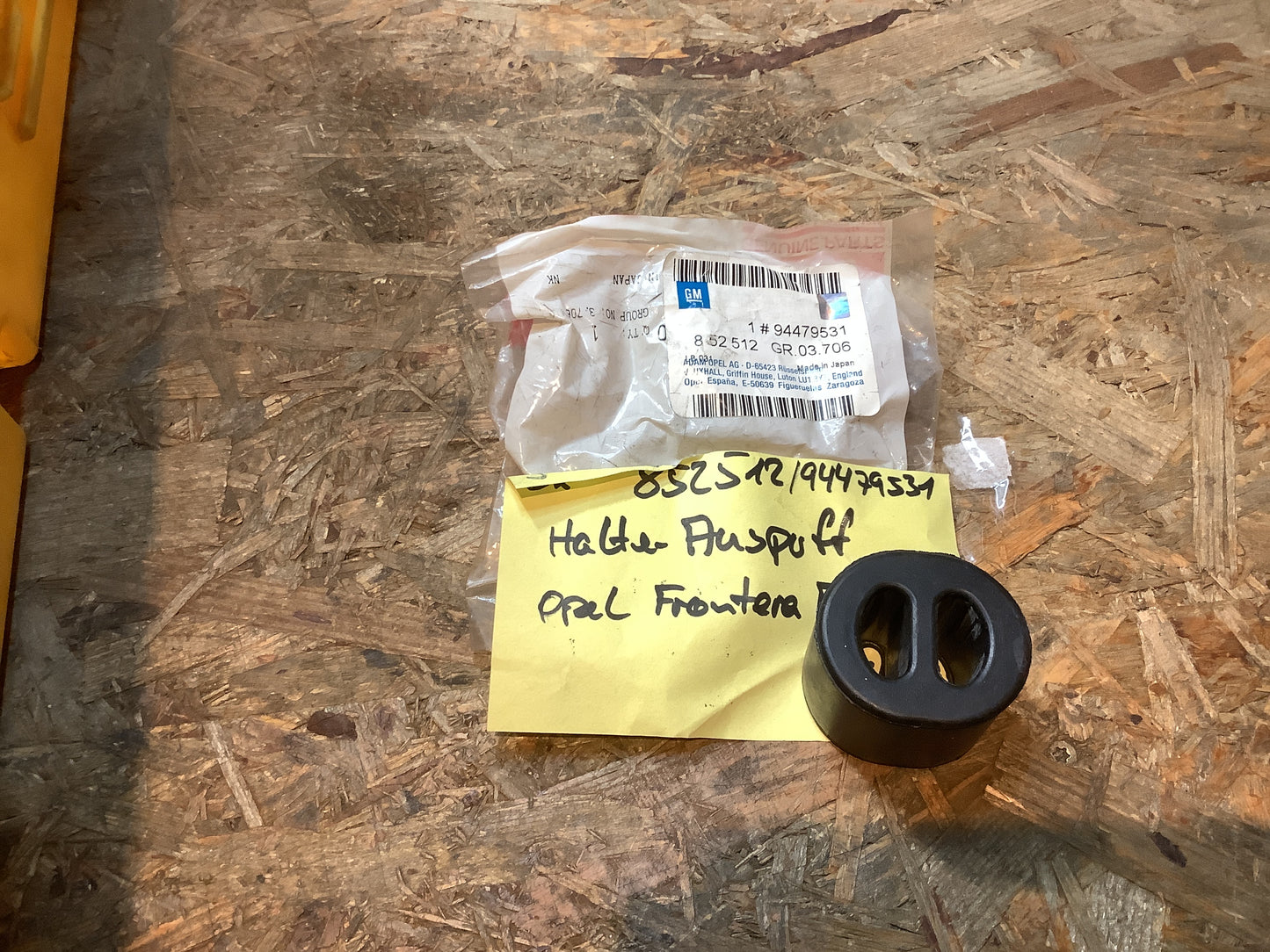 Opel Frontera A Halter Auspuff Original GM NEU