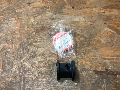 Mitsubishi Colt 5, Colt 6 CJ/CP Stabilisatorlager Original Mitsubishi NEU