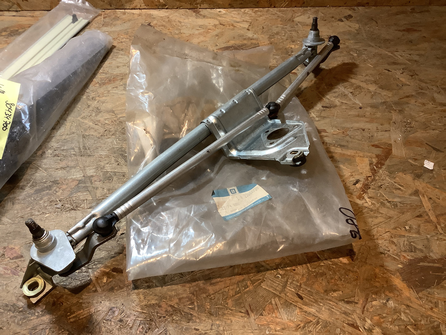 Opel Astra F Wischergestänge Original GM NEU