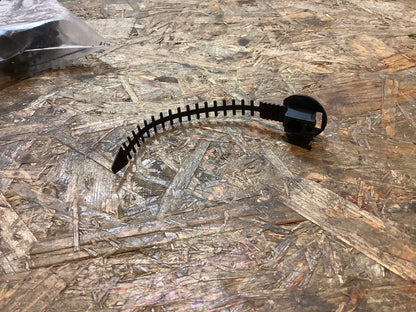 Astra F Isolierung, Stirnwand, Halteband Original GM NEU