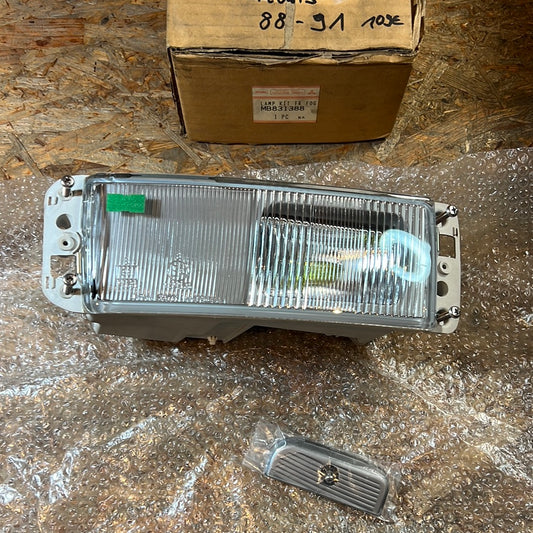 Original Mitsubishi Nebelscheinwerfer Galant rechts NEU MB831388