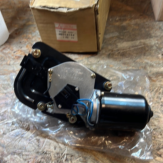 Original Mitsubishi Wischermotor vorne Colt Lancer NEU MB314154