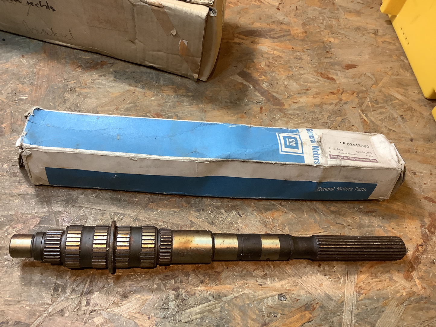 Opel Kadett B 1,9 Bj. 65-73 Opel Senator 2,0 Opel Kadett C 1,6-1,9 Opel Rekord E 1,7-1,8 Opel Rekord D 1,7/1,9/2,0 Hauptwelle Getriebe Original GM NEU