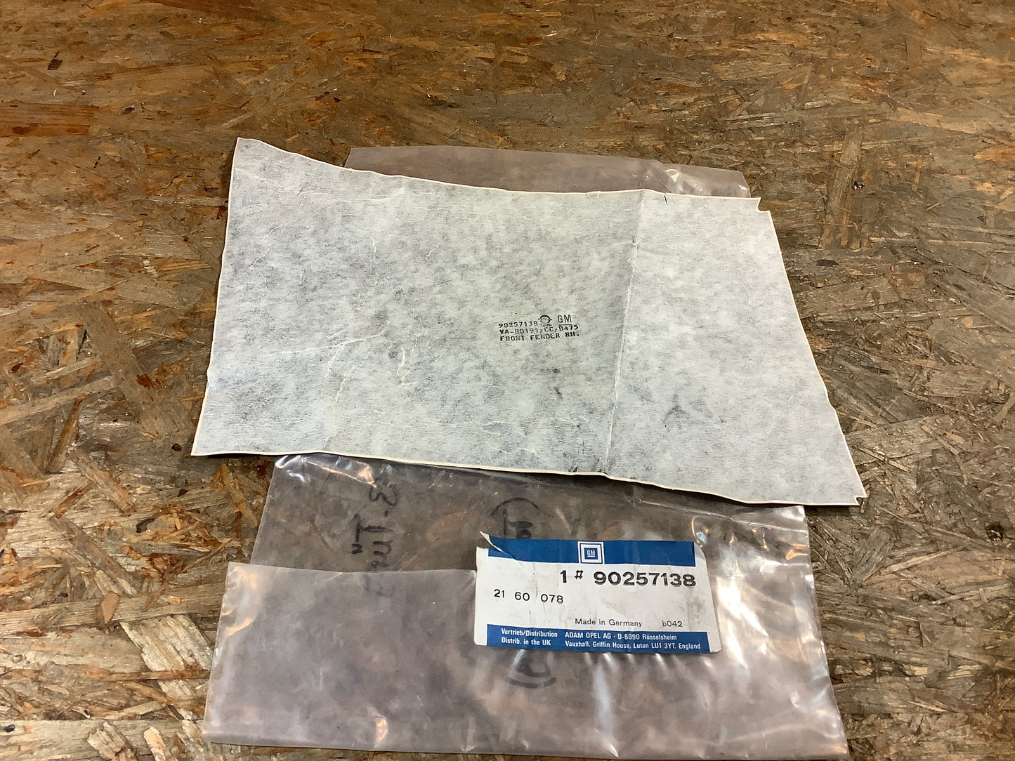 Kadett E 3-Türig Farbstreifen (Fortsetzung) Original GM NEU