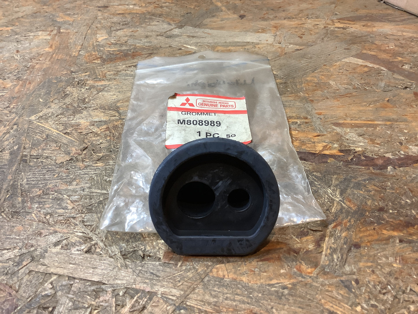 Gummitülle Original Mitsubishi NEU