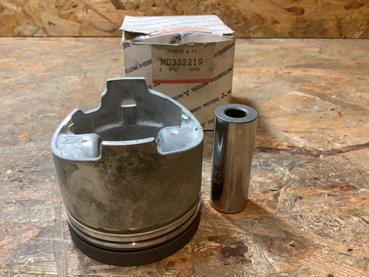 Mitsubishi Kolben Original Mitsubishi NEU