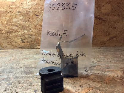 Kadett E Lenkerlagerung hinten Vorderachse unten NEU