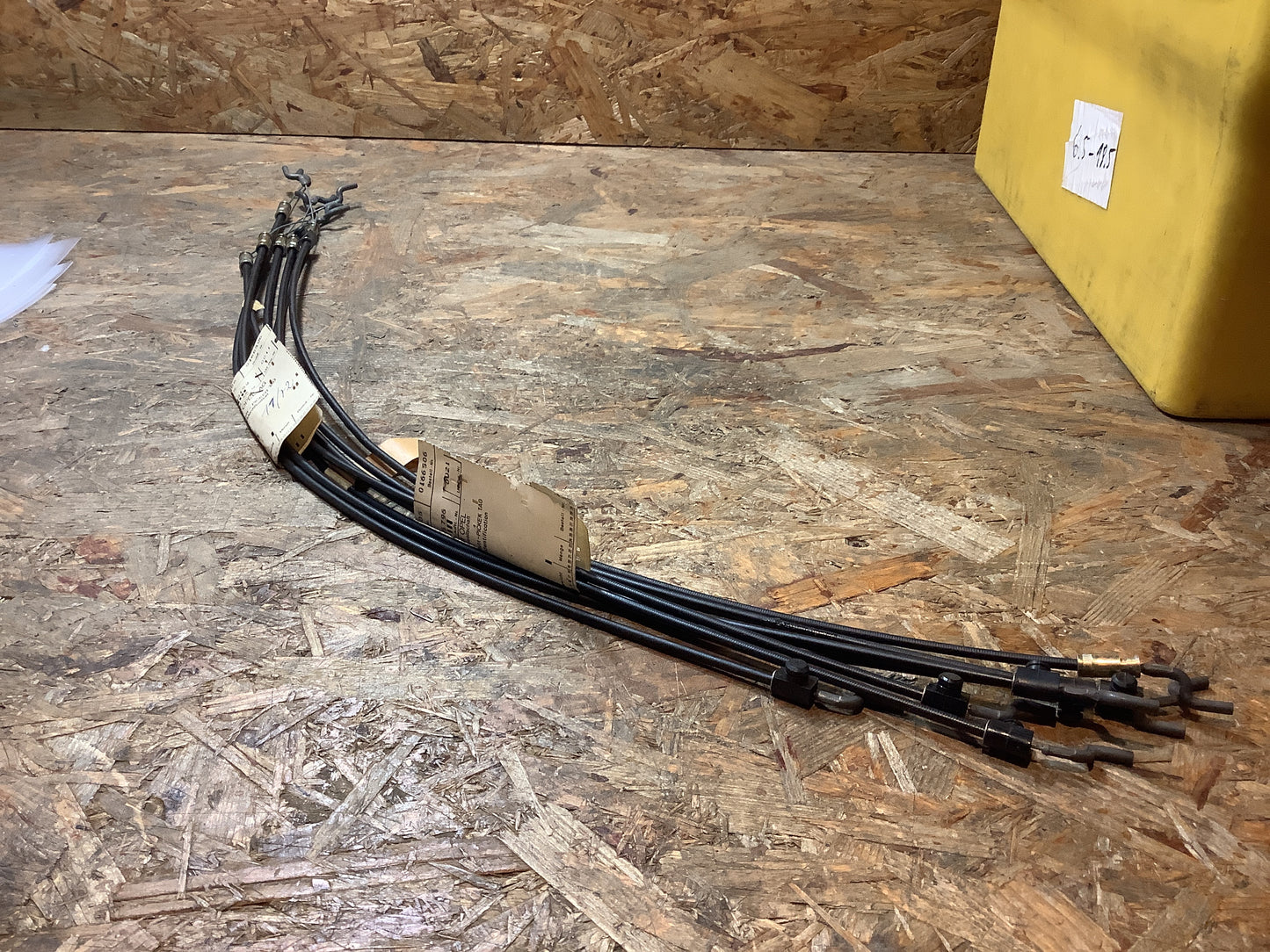 Kadett C Bodenzug Sitzlehne Original Opel NEU