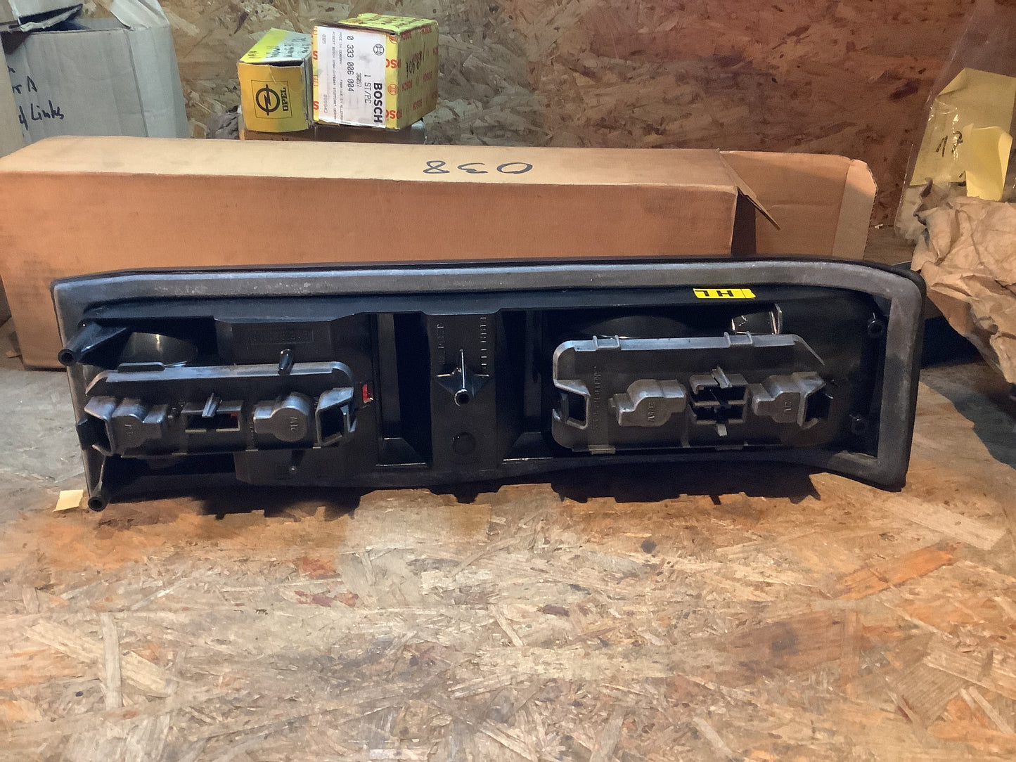 Opel Rekord E Heckleuchte Links Original GM NEU