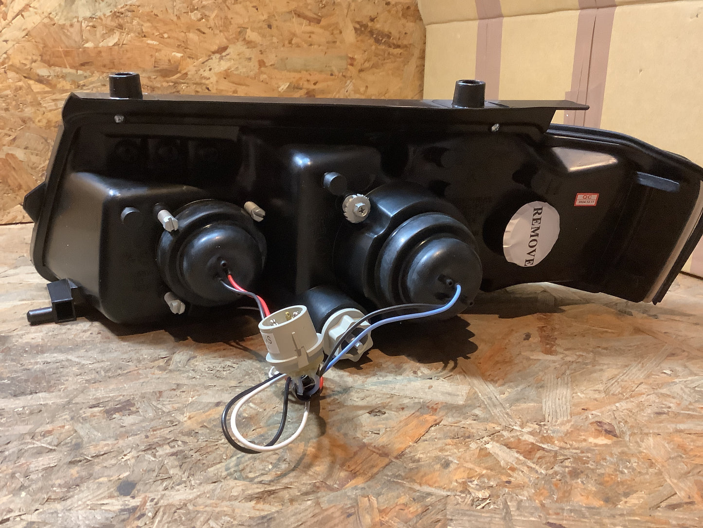 Tuning-Tec LED Tagfahrlicht Scheinwerfer für VW Passat 3B (B5) 96-00 schwarz