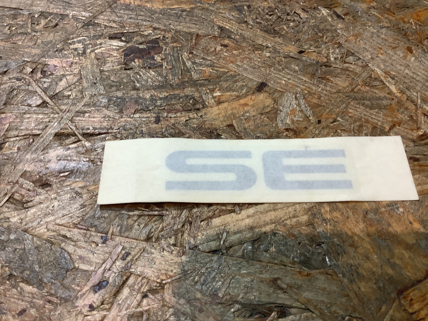 Chevrolet Matiz/Spark; Daewoo Matiz/Lanos Schriftzug „SE“ Original GM NEU