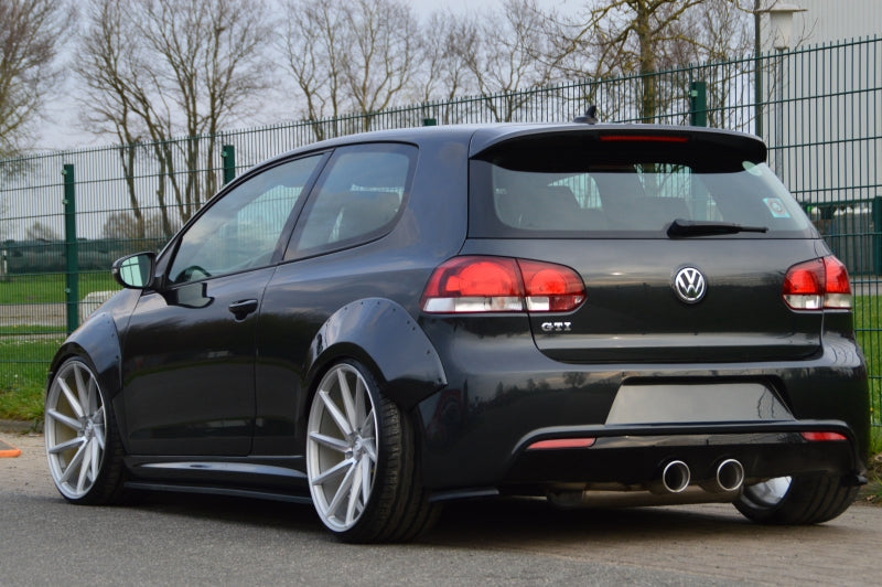 Radlaufverbreiterung 4 tlg. Volkswagen Golf 6R, Typ 1K Schwarz Glanz