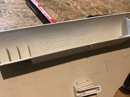 Audi A4/B5 C-Säule Verkleidung H.L Original VW NEU