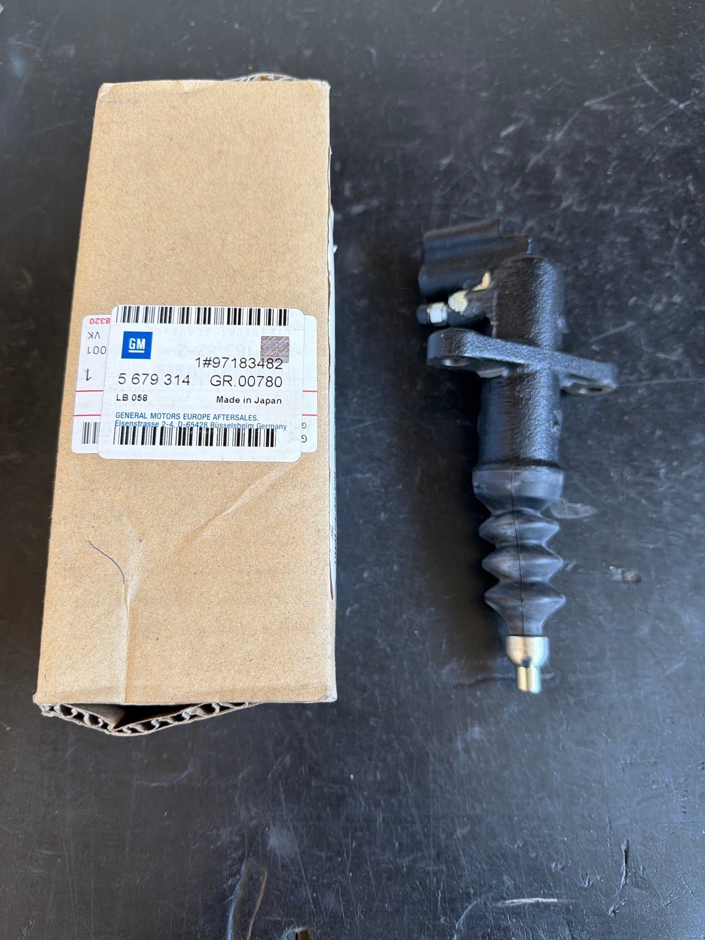 Original GM Opel Frontera B 2,2 Kupplungsgeberzylinder NEU