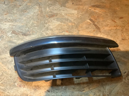 VW Golf V / Jetta V Lüftungsgitter Stoßfänger rechts Original VW NEU