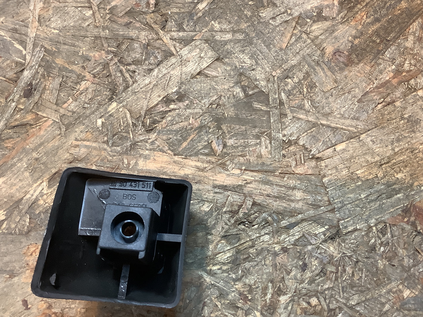 Opel Omega A, Caravan Laderaum Abdeckung Original GM OPEL NEU