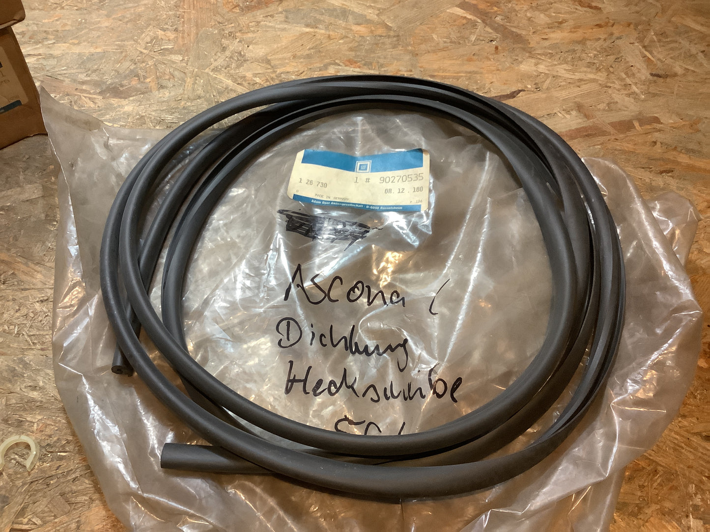 Ascona C Dichtung Heckscheibe Original GM NEU