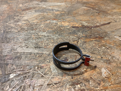 Mitsubishi L200, L200 Sportero Clip, Kühlerrohr Original Mitsubishi NEU