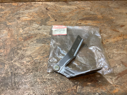 MitsubishiColt Lancer  Motorhaubenscharnier links Original NEU