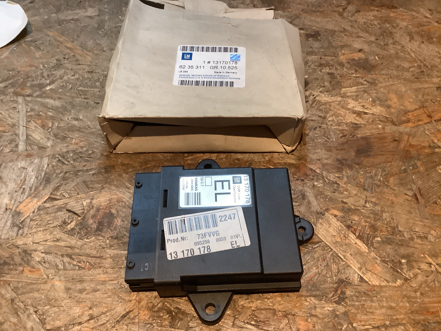 Opel Vectra C Signum vorne links Fensterheber Steuergerät Original GM NEU